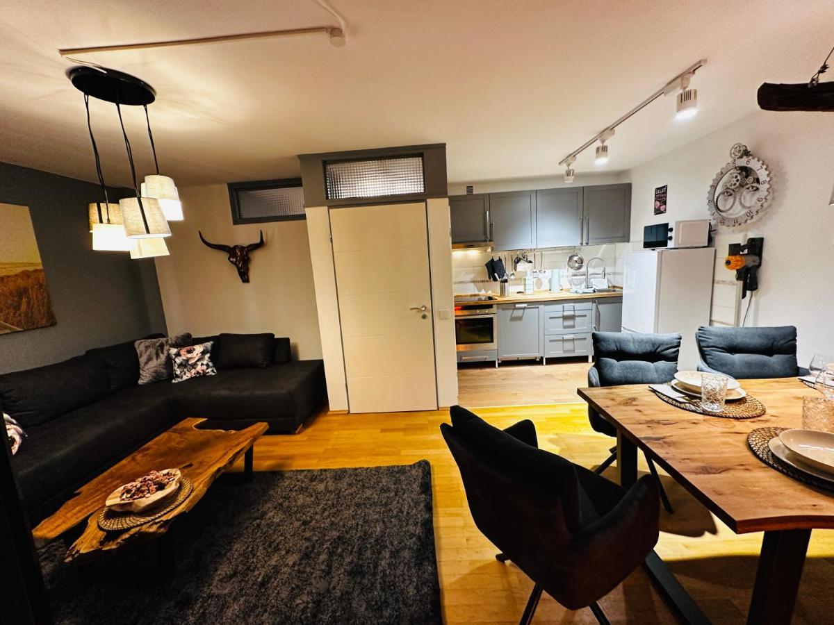 Апартаменты Stilvoll-Mit Balkon- Zentral - Netflix-Nespresso Эссен Экстерьер фото
